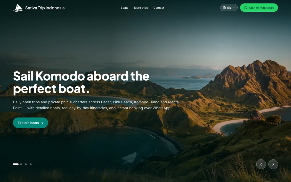 Sativa Trip Indonesia home page: "Sail Komodo aboard the perfect boat" over a view of Padar Island